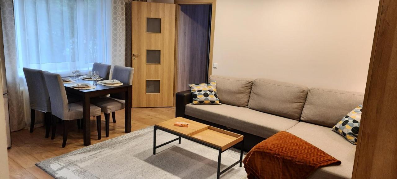 Centrum Bridge Apartment Parnu Luaran gambar